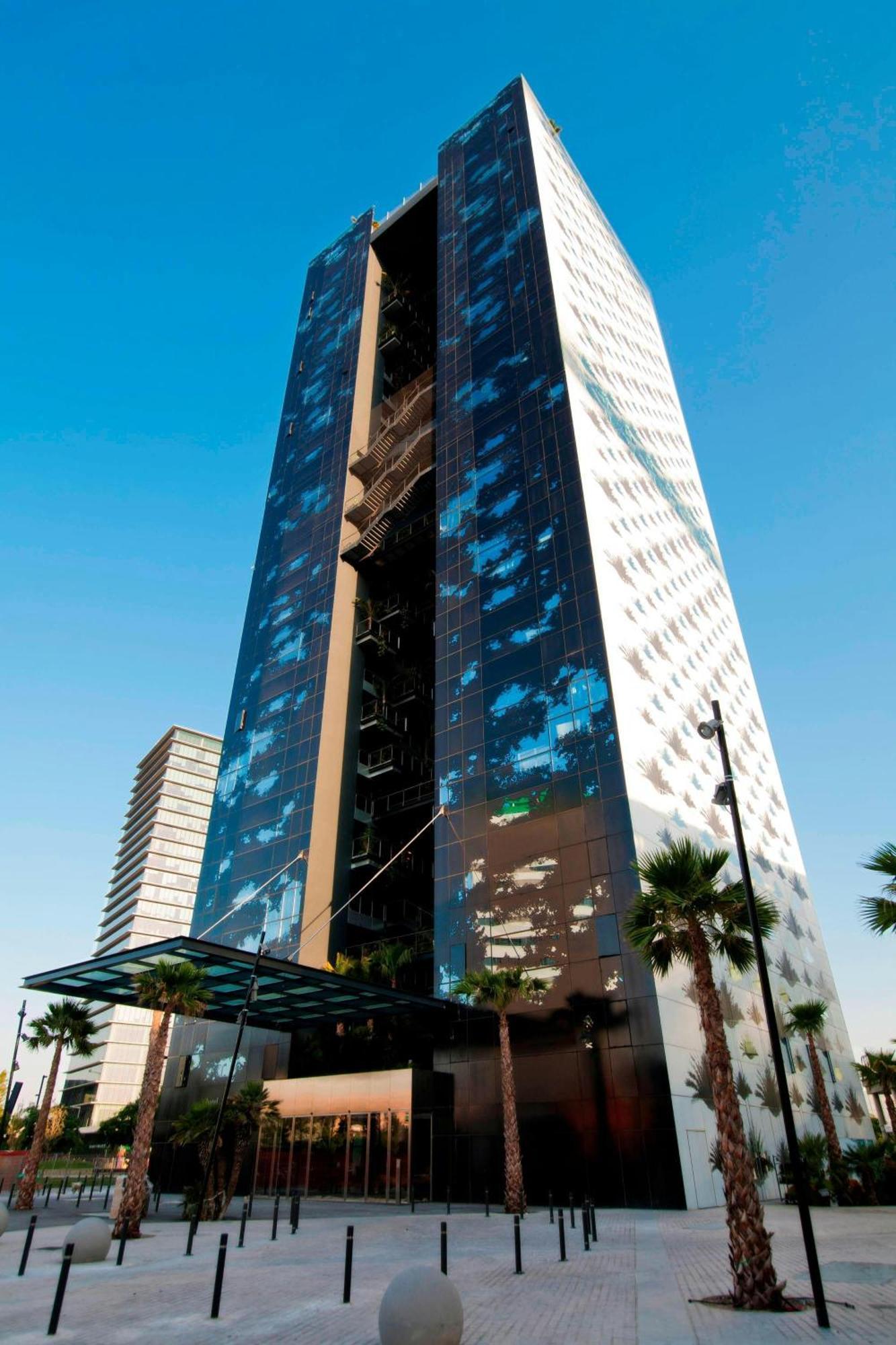 Renaissance Barcelona Fira Hotel L'Hospitalet de Llobregat Dış mekan fotoğraf